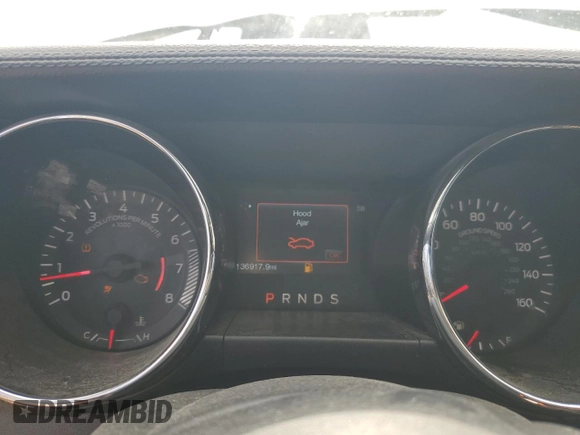 2017 Ford Mustang V6 z VIN 1FA6P8AM1H5267139, wystawiony jako Copart lot #61243115 z przebiegiem 136 917 mil mil oraz Szkoda całkowita • Salvage title. Historia ofert i sprzedaży dostępna na DreamBid. Obrazek 9.