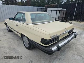 1987 Mercedes-Benz 560 with VIN WDBBA48D5HA061899, listed as a Copart auction lot 76554184 with 68,292 mi miles and Salvage Title. Bid and sale history available at carsss.com. Image 3.