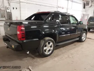 2012 Chevrolet Avalanche LTZ with VIN 3GNTKGE7XCG151943, listed as a IAAI auction lot 41774003 with 123,512 mi miles. Bid and sale history available at carsss.com. Image 4.