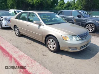 2001 Toyota Avalon XL z VIN 4T1BF28B51U145226, wystawiony jako IAAI lot #42439947 z przebiegiem 232 544 mil mil oraz . Historia ofert i sprzedaży dostępna na DreamBid. Obrazek 1.