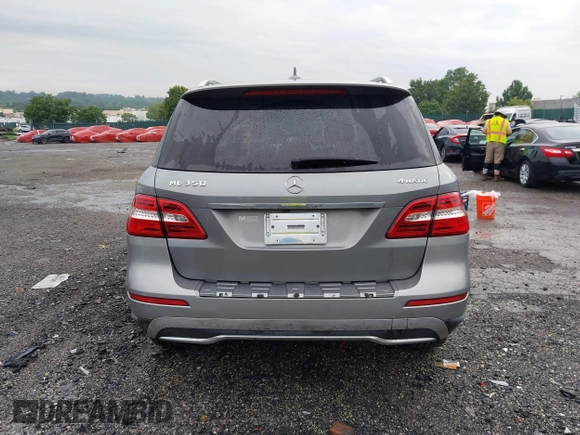 2013 Mercedes-Benz M 350 with VIN 4JGDA5HB9DA154879, listed as a IAAI auction lot 42646238 with 123,344 mi miles and . Bid and sale history available at DreamBid. Image 17.