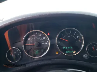 2016 Jeep Wrangler Unlimited Sport z VIN 1C4BJWDG3GL115622, wystawiony jako Copart lot #57872455 z przebiegiem 98 812 mil mil oraz Szkoda całkowita • Salvage title. Historia ofert i sprzedaży dostępna na DreamBid. Obrazek 9.