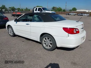 2008 Chrysler Sebring Limited with VIN 1C3LC65MX8N231008, listed as a IAAI auction lot 42617109 with 208,126 mi miles and . Bid and sale history available at DreamBid. Image 3.