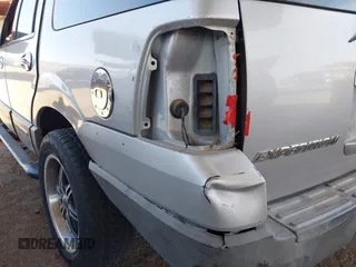 2004 Ford Expedition XLS z VIN 1FMRU13W04LA74231, wystawiony jako IAAI lot #42387482 z przebiegiem Nie podano mil oraz . Historia ofert i sprzedaży dostępna na DreamBid. Obrazek 6.