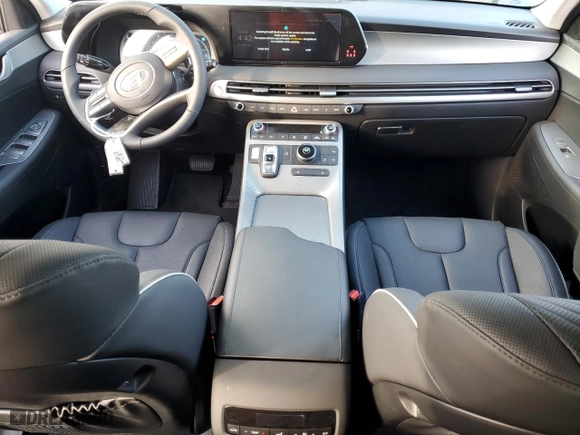2024 Hyundai Palisade XRT with VIN KM8R34GE2RU795609, listed as a Copart auction lot 43749475 with 20 mi miles and Salvage Title. Bid and sale history available at carsss.com. Image 8.