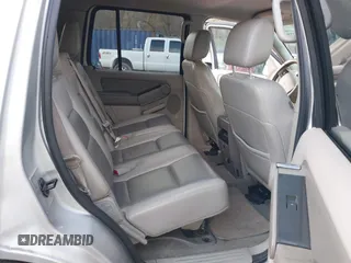 2007 Ford Explorer XLT with VIN 1FMEU73E97UB44364, listed as a IAAI auction lot 41939059 with 193,812 mi miles. Bid and sale history available at carsss.com. Image 8.