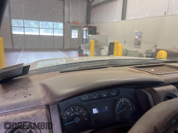 2014 Ford F-150 XL with VIN 1FTFX1EF4EKE59231, listed as a IAAI auction lot 42631384 with 279,670 mi miles and . Bid and sale history available at DreamBid. Image 25.