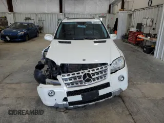 2010 Mercedes-Benz M 550 with VIN 4JGBB7CBXAA535840, listed as a Copart auction lot 69660384 with 145,259 mi miles and Non Repairable. Bid and sale history available at DreamBid. Image 5.
