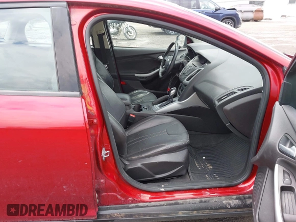 2014 Ford Focus SE with VIN 1FADP3K26EL412058, listed as a IAAI auction lot 42073435 with 119,568 mi miles. Bid and sale history available at carsss.com. Image 5.