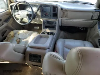 2005 Chevrolet Tahoe Z71 with VIN 1GNEC13T15R135474, listed as a Copart auction lot 89203415 with 253,873 mi miles and Salvage Title. Bid and sale history available at carsss.com. Image 8.