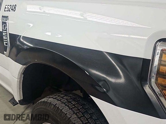 2018 Ford F-250 XLT with VIN 1FTBF2B61JEB24898, listed as a IAAI auction lot 42854197 with 108,352 mi miles and . Bid and sale history available at DreamBid. Image 12.