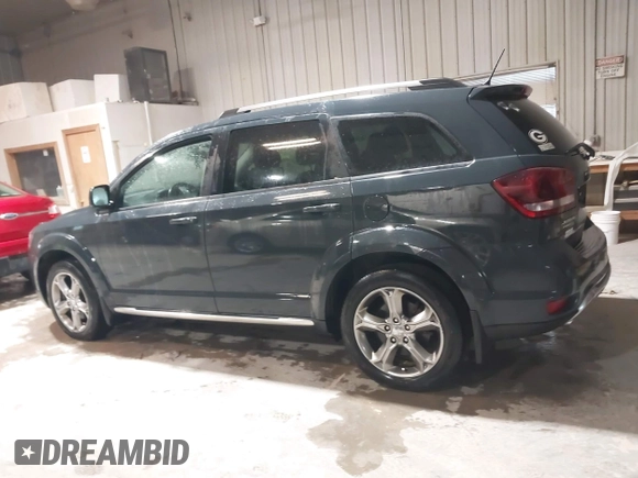 2017 Dodge Journey Crossroad Plus z VIN 3C4PDDGG9HT579758, wystawiony jako IAAI lot #42237895 z przebiegiem 134 602 mil mil oraz . Historia ofert i sprzedaży dostępna na DreamBid. Obrazek 14.