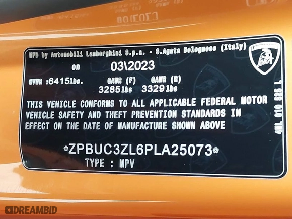 2023 Lamborghini Urus Performante with VIN ZPBUC3ZL6PLA25073, listed as a IAAI auction lot 41450564 with 13,945 mi miles. Bid and sale history available at carsss.com. Image 9.