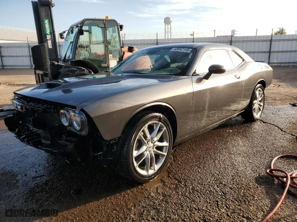 2022 Dodge Challenger GT with VIN 2C3CDZKG5NH219172, listed as a Copart auction lot 43042145 with 28,335 mi miles and Salvage Title. Bid and sale history available at carsss.com. Image 1.