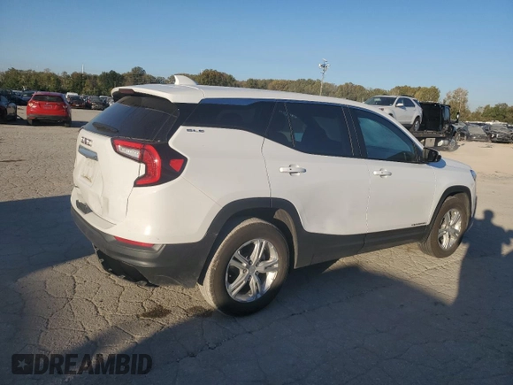 2022 GMC Terrain SLE with VIN 3GKALMEV9NL281513, listed as a Copart auction lot 74484124 with 31,923 mi miles and Salvage Title. Bid and sale history available at carsss.com. Image 3.