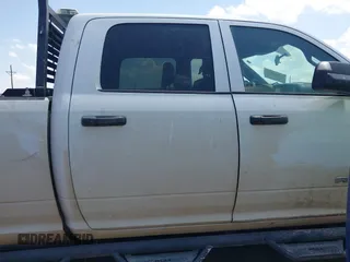 2022 Ram 2500 Tradesman with VIN 3C6UR5HJXNG117791, listed as a IAAI auction lot 42508516 with 61,463 mi miles and . Bid and sale history available at DreamBid. Image 13.