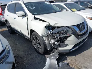 2020 Nissan Rogue SL z VIN 5N1AT2MT4LC792857, wystawiony jako IAAI lot #42203493 z przebiegiem 74 716 mil mil oraz . Historia ofert i sprzedaży dostępna na DreamBid. Obrazek 1.
