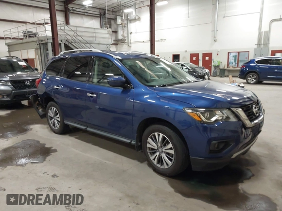 2020 Nissan Pathfinder SV with VIN 5N1DR2BM7LC601374, listed as a IAAI auction lot 41934457 with 43,327 mi miles and . Bid and sale history available at DreamBid. Image 1.