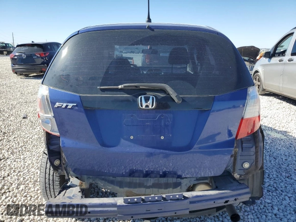 2013 Honda Fit with VIN JHMGE8H32DC011890, listed as a Copart auction lot 42323065 with 86,471 mi miles and Salvage Title. Bid and sale history available at carsss.com. Image 6.
