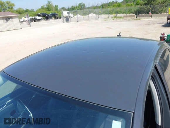 2016 Volkswagen Passat S with VIN 1VWAT7A31GC035276, listed as a IAAI auction lot 42525661 with 112,292 mi miles and . Bid and sale history available at DreamBid. Image 6.
