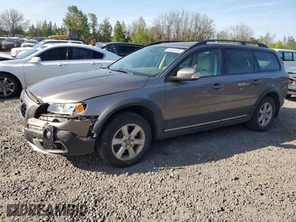 2008 Volvo XC70 z VIN YV4BZ982281000951, wystawiony jako Copart lot #54548705 z przebiegiem 231 653 mil mil oraz Szkoda całkowita • Salvage title. Historia ofert i sprzedaży dostępna na DreamBid. Obrazek 1.