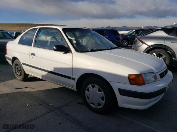 1995 Toyota Tercel DX with VIN JT2EL56D2S0027328, listed as a Copart auction lot 87222704 with 106,601 mi miles and Clean Title. Bid and sale history available at carsss.com. Image 4.