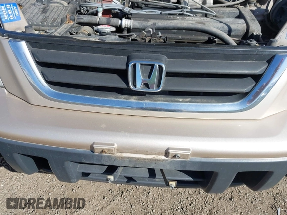 2001 Honda CR-V SE with VIN JHLRD18731C054625, listed as a IAAI auction lot 41970357 with 176,227 mi miles. Bid and sale history available at carsss.com. Image 6.