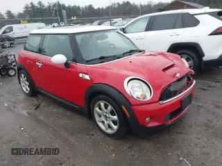 2008 MINI Hardtop S with VIN WMWMF73538TT89952, listed as a IAAI auction lot 41801374 with 85,776 mi miles and . Bid and sale history available at DreamBid. Image 1.