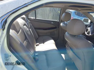 2000 Acura TL with VIN 19UUA566XYA034462, listed as a IAAI auction lot 41941347 with 239,851 mi miles. Bid and sale history available at carsss.com. Image 8.
