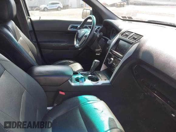 2014 Ford Explorer Limited with VIN 1FM5K7F8XEGA79838, listed as a IAAI auction lot 42040515 with 129,355 mi miles and . Bid and sale history available at carsss.com. Image 5.