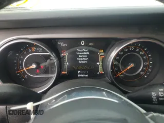 2018 Jeep Wrangler Unlimited Sahara with VIN 1C4HJXEG6JW239095, listed as a Copart auction lot 58222225 with 59,969 mi miles and Salvage title. Bid and sale history available at DreamBid. Image 9.