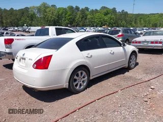 2008 Nissan Maxima 3.5 SL with VIN 1N4BA41E58C821358, listed as a IAAI auction lot 42036760 with 254,464 mi miles. Bid and sale history available at carsss.com. Image 4.