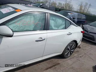 2021 Nissan Altima SV z VIN 1N4BL4DW7MN372228, wystawiony jako IAAI lot #42107453 z przebiegiem 64 885 mil mil oraz . Historia ofert i sprzedaży dostępna na DreamBid. Obrazek 15.