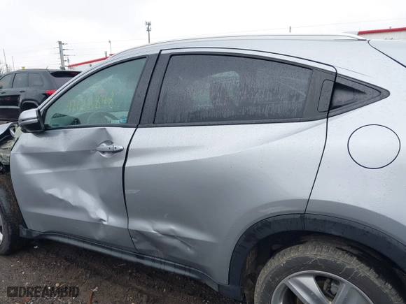 2020 Honda HR-V EX with VIN 3CZRU6H54LM703644, listed as a IAAI auction lot 41132848 with 99,539 mi miles. Bid and sale history available at carsss.com. Image 15.