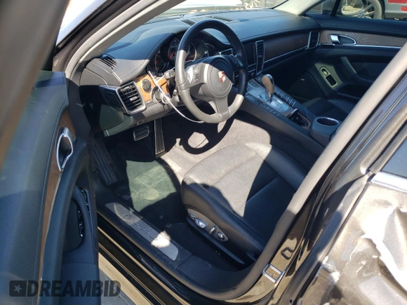 2012 Porsche Panamera S z VIN WP0AB2A70CL060210, wystawiony jako Copart lot #75267644 z przebiegiem 99 227 mil mil oraz Szkoda całkowita • Salvage title. Historia ofert i sprzedaży dostępna na DreamBid. Obrazek 8.