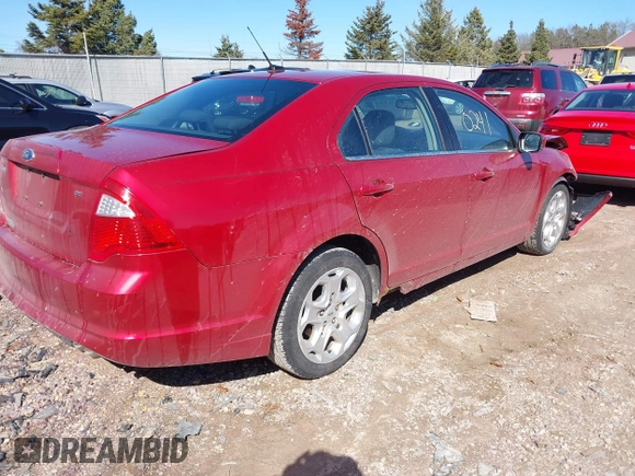 2010 Ford Fusion SE with VIN 3FAHP0HA7AR345092, listed as a IAAI auction lot 41910241 with 135,805 mi miles. Bid and sale history available at carsss.com. Image 4.