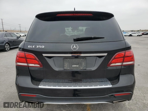 2016 Mercedes-Benz GLE 350 z VIN 4JGDA5JB4GA746480, wystawiony jako Copart lot #56714325 z przebiegiem 130 150 mil mil oraz Szkoda całkowita • Salvage title. Historia ofert i sprzedaży dostępna na DreamBid. Obrazek 6.