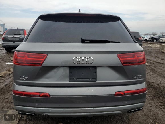 2017 Audi Q7 Premium Plus with VIN WA1LAAF71HD032877, listed as a Copart auction lot 46947115 with 115,218 mi miles and Salvage Title. Bid and sale history available at carsss.com. Image 6.