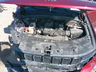 2021 Jeep Grand Cherokee Limited z VIN 1C4RJJBG2M8207839, wystawiony jako IAAI lot #41875965 z przebiegiem 47 380 mil mil oraz . Historia ofert i sprzedaży dostępna na DreamBid. Obrazek 10.