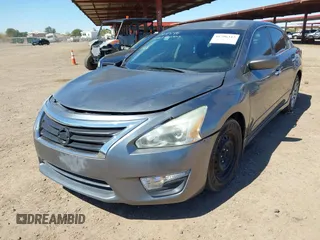 2014 Nissan Altima 2.5 S with VIN 1N4AL3AP1EN344946, listed as a IAAI auction lot 41796342 with 145,426 mi miles. Bid and sale history available at carsss.com. Image 6.