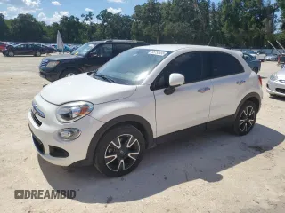 2017 FIAT 500X Pop z VIN ZFBCFXAB9HP599555, wystawiony jako Copart lot #66752655 z przebiegiem 199 483 mil mil oraz Czysty tytuł • Clean title. Historia ofert i sprzedaży dostępna na DreamBid. Obrazek 1.