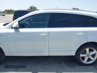 2015 Audi Q7 S line Prestige with VIN WA1DGAFE5FD028605, listed as a IAAI auction lot 42313627 with 143,287 mi miles and . Bid and sale history available at DreamBid. Image 15.