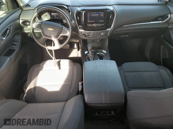 2021 Chevrolet Traverse LS z VIN 1GNERFKW9MJ226920, wystawiony jako Copart lot #53464255 z przebiegiem 75 609 mil mil oraz Szkoda całkowita • Salvage title. Historia ofert i sprzedaży dostępna na DreamBid. Obrazek 8.