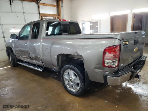 2013 Chevrolet Silverado 1500 LT with VIN 1GCRCSE03DZ359654, listed as a Copart auction lot 46849555 with 130,822 mi miles and Clean Title. Bid and sale history available at carsss.com. Image 2.
