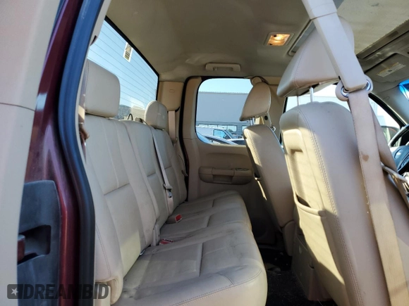 2008 Chevrolet Silverado 1500 LTZ with VIN 1GCEK19018Z152532, listed as a Copart auction lot 87527995 with 250,280 mi miles and Clean Title. Bid and sale history available at carsss.com. Image 10.