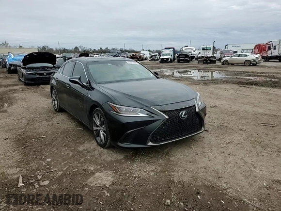 2019 Lexus ES with VIN 58ABZ1B1XKU009721, listed as a Copart auction lot 45947035 with 70,117 mi miles and Salvage Title. Bid and sale history available at carsss.com. Image 11.