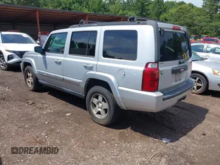 2010 Jeep Commander Sport z VIN 1J4RH4GK1AC148604, wystawiony jako IAAI lot #42518138 z przebiegiem 170 261 mil mil oraz . Historia ofert i sprzedaży dostępna na DreamBid. Obrazek 3.