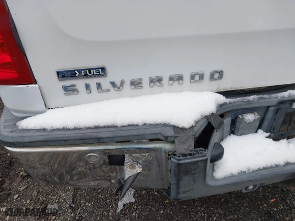2008 Chevrolet Silverado 1500 LTZ with VIN 2GCEK133681127301, listed as a IAAI auction lot 41296503 with 174,024 mi miles. Bid and sale history available at carsss.com. Image 6.