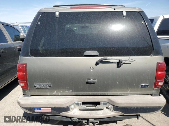 1999 Ford Expedition XLT with VIN 1FMPU18L2XLB76379, listed as a Copart auction lot 42839765 with Not provided miles and Non repairable. Bid and sale history available at DreamBid. Image 6.