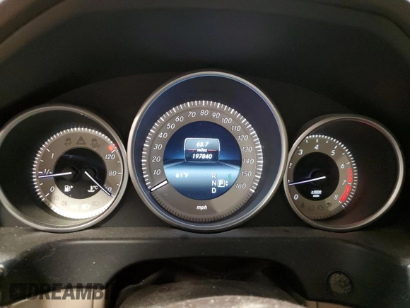 2016 Mercedes-Benz E 350 Luxury z VIN WDDHF8JB6GB269172, wystawiony jako Copart lot #58509995 z przebiegiem 197 840 mil mil oraz Szkoda całkowita • Salvage title. Historia ofert i sprzedaży dostępna na DreamBid. Obrazek 9.